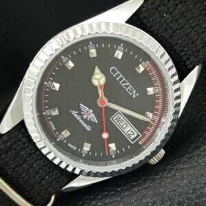 Vintage 1971 Citizen Automatic Mens Silver Watch W/daydate & Black accents